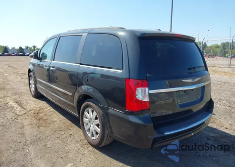 2015 Chrysler Town & Country Touring from USA, damaged, VIN 2C4RC1BG5FR554065